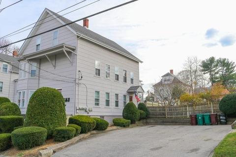 26 Pearl St, Woonsocket, RI 02895 photo 7