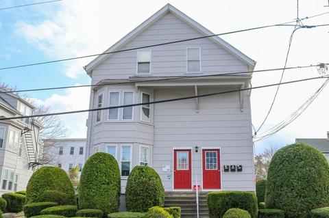 26 Pearl St, Woonsocket, RI 02895 photo 2