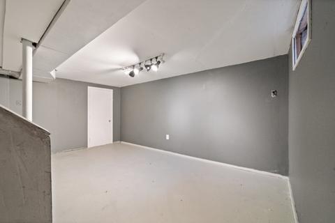 9 Dudley St, Walpole, MA 02081 photo 11