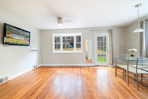 9 Dudley St, Walpole, MA 02081 photo 2