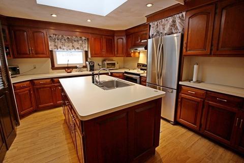 22 Radcliffe Rd, Beverly, MA 01915 photo 8