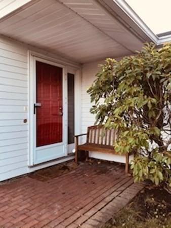 22 Radcliffe Rd, Beverly, MA 01915 photo 2