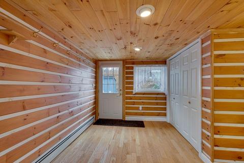 53 Crosby Rd, Ashburnham, MA 01430 photo 4