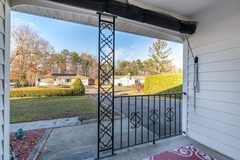50 Overlook Dr, Easthampton, MA 01027 photo 6