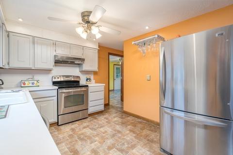 50 Overlook Dr, Easthampton, MA 01027 photo 9