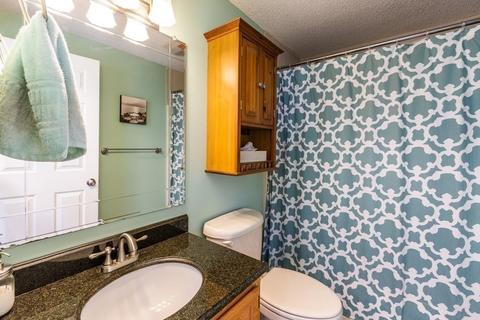 18 Springbrook Rd, Auburn, MA 01501 photo 17