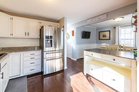 18 Springbrook Rd, Auburn, MA 01501 photo 5
