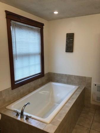 37 Ascadilla Rd, Worcester, MA 01606 photo 20