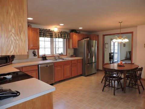 6 Nicholas Cir, Webster, MA 01570 photo 10