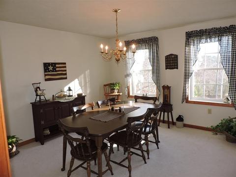 6 Nicholas Cir, Webster, MA 01570 photo 13