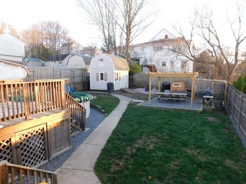 41 Florence St, Fall River, MA 02720 photo 5