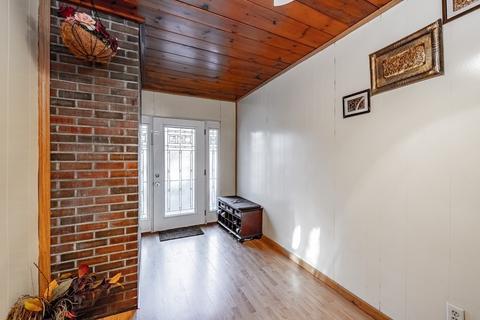 89 Chauncey Dr, Springfield, MA 01129 photo 4