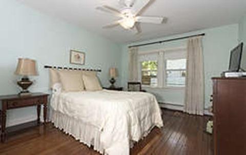 686 Washington St, Brookline, MA 02446 photo 23