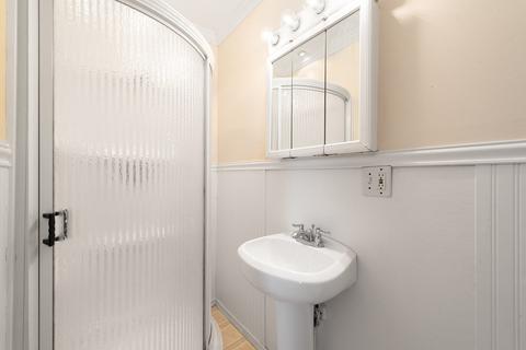725 Chicopee St, Chicopee, MA 01013 photo 10