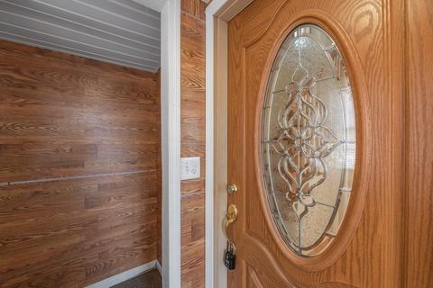 725 Chicopee St, Chicopee, MA 01013 photo 14