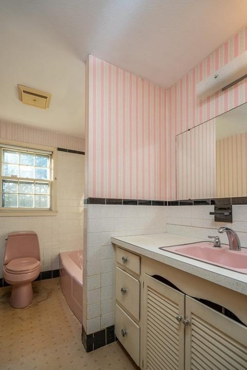 224 Forest Hills Rd, Springfield, MA 01128 photo 23