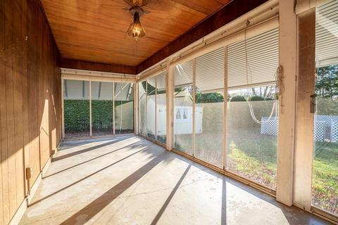 224 Forest Hills Rd, Springfield, MA 01128 photo 35
