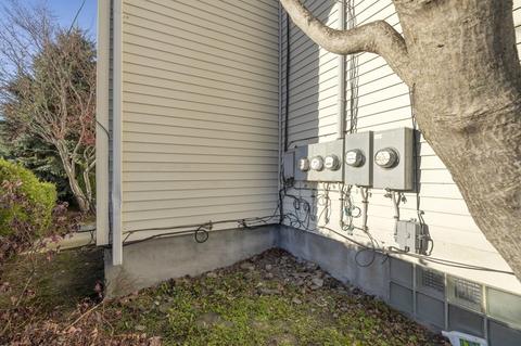 2669 S Main St, Fall River, MA 02724 photo 11