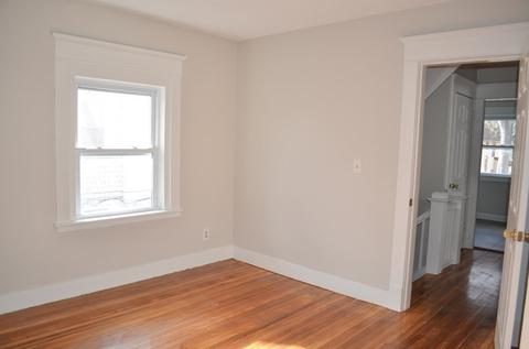 25 Eton St, Springfield, MA 01108 photo 23
