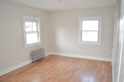25 Eton St, Springfield, MA 01108 photo 21
