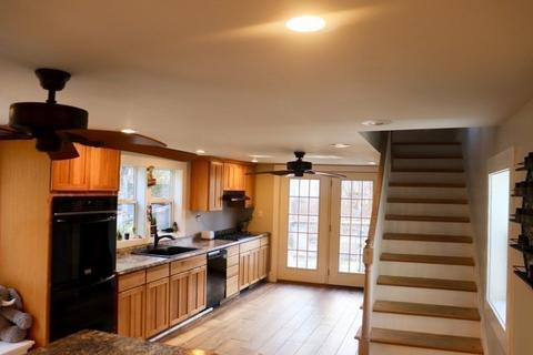 47 Brookline St, Townsend, MA 01469 photo 4