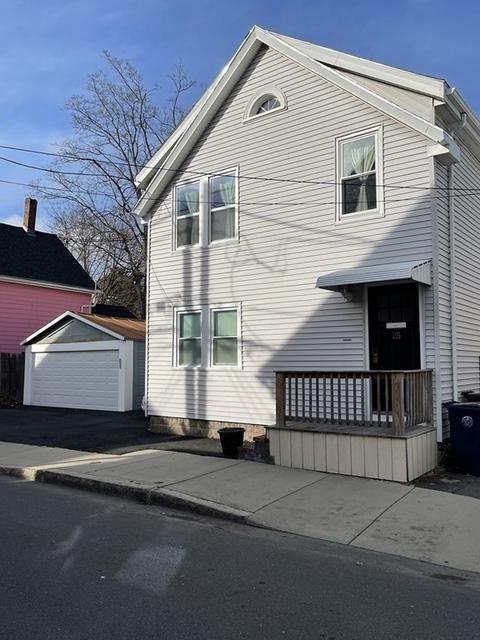 25 Devens St, Everett, MA 02149 photo 3