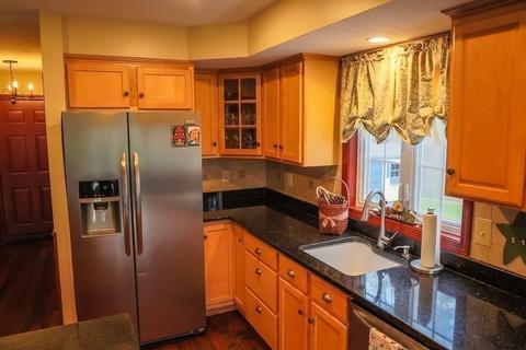 85 Wampanoag Rd, Raynham, MA 02767 photo 16