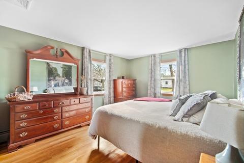 77 Bretton Rd, Springfield, MA 01119 photo 10