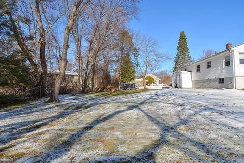 14 Batten St, Webster, MA 01570 photo 24