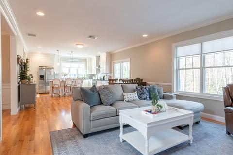 102 Hull St, Beverly, MA 01915 photo 9