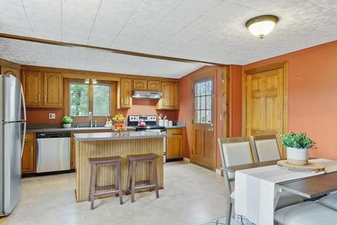 228 Main St, Acton, MA 01720 photo 4