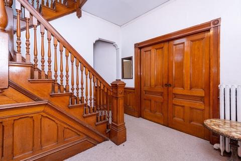 16 Mason St, Gloucester, MA 01930 photo 2