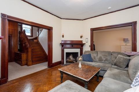 16 Mason St, Gloucester, MA 01930 photo 8