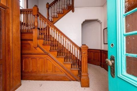 16 Mason St, Gloucester, MA 01930 photo 5