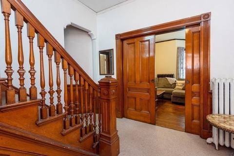 16 Mason St, Gloucester, MA 01930 photo 3
