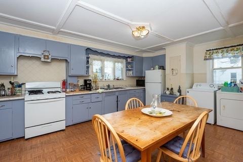 16 Mason St, Gloucester, MA 01930 photo 11