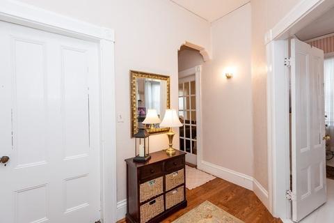 16 Mason St, Gloucester, MA 01930 photo 18