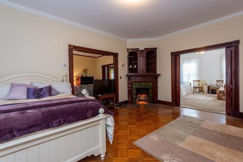 16 Mason St, Gloucester, MA 01930 photo 9