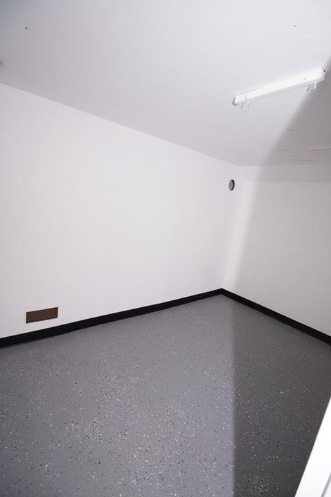 53 Abbott St, Springfield, MA 01118 photo 13