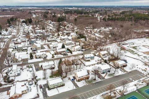 236 Bancroft Ave, Reading, MA 01867 photo 11