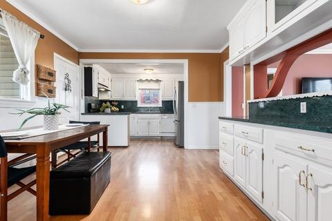 3 Butler Ave, Danvers, MA 01923 photo 12