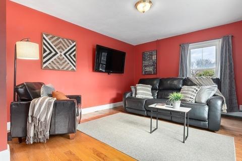 3 Butler Ave, Danvers, MA 01923 photo 10