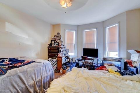 245 Grattan St, Chicopee, MA 01020 photo 18