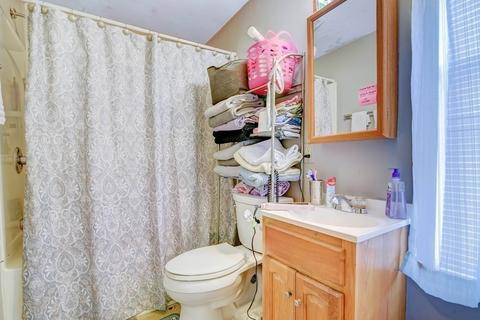 245 Grattan St, Chicopee, MA 01020 photo 13