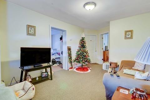 245 Grattan St, Chicopee, MA 01020 photo 15