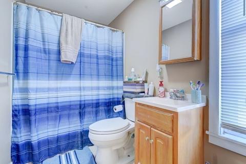 245 Grattan St, Chicopee, MA 01020 photo 31