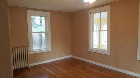 71 Britton St, Chicopee, MA 01020 photo 4