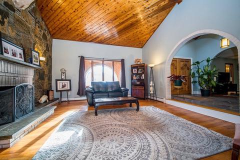 710 Hancock St, Fall River, MA 02721 photo 10