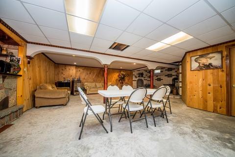 710 Hancock St, Fall River, MA 02721 photo 39
