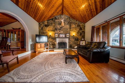 710 Hancock St, Fall River, MA 02721 photo 8
